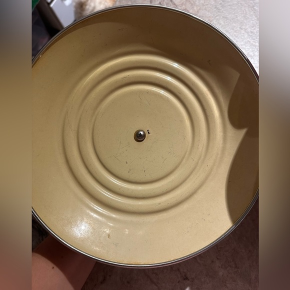 Le Creuset Enameled Steel Stock Pot with Lid, Red "Cerise" Ombre 8 Quarts - Picture 10 of 10